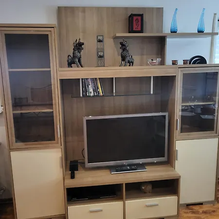 Ferienapartment Schlummerhausen Fuer Bis Zu 5 Personen, Haustiere Willkommen Und Kostenfrei, Mit Einbaukueche, Wlan, Smart-tv, Alexa Apartment *