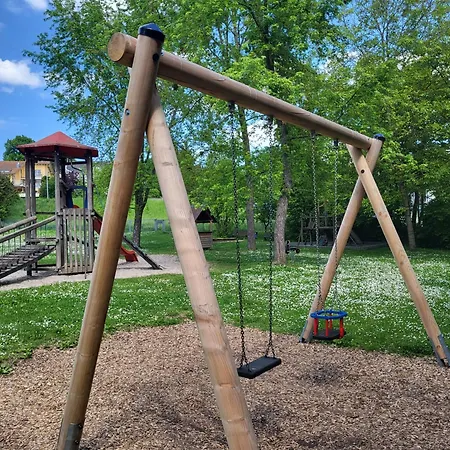 شقة Ferienapartment Schlummerhausen Fuer Bis Zu 5 Personen, Haustiere Willkommen Und Kostenfrei, Mit Einbaukueche, Wlan, Smart-tv, Alexa